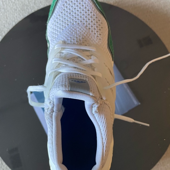 Adidas Ultraboost Size 12 - Picture 3 of 6